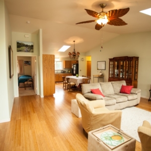 comfortable and spacious living room at Ho’oNani Care Home